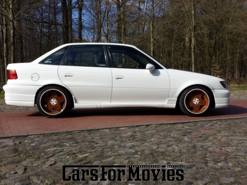 CarsForMovies | Opel Astra  1994 Deutschland Weiß Schwarz Zivilfahrzeug Limousine Niedersachsen 3186 Tuning Custom zweifarbig Stufenheck 